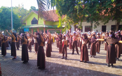 Senam Pagi Untuk Tingkatkan Imunitas Di Masa Pandemi